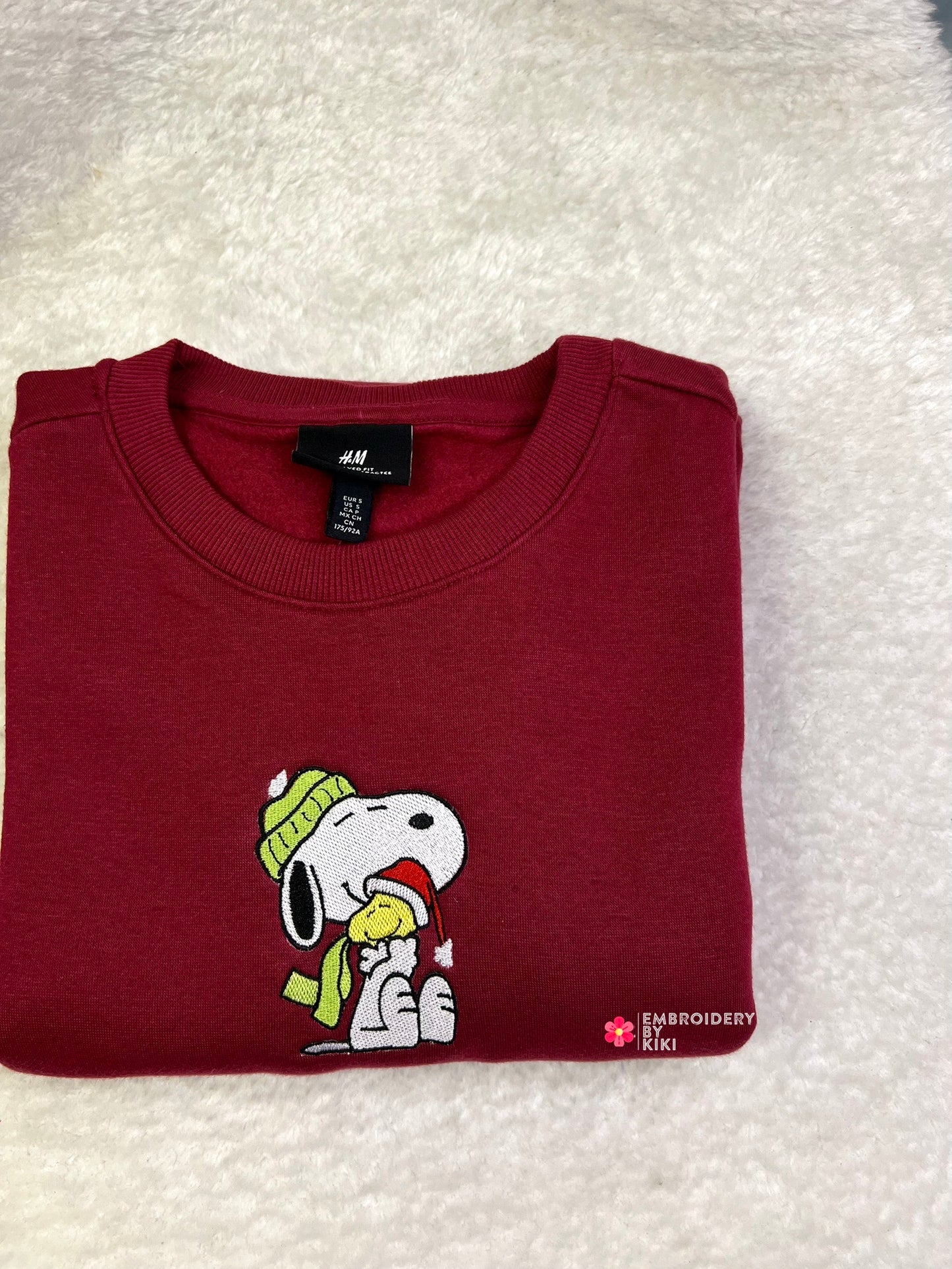 Snoopy hug sweatshirt