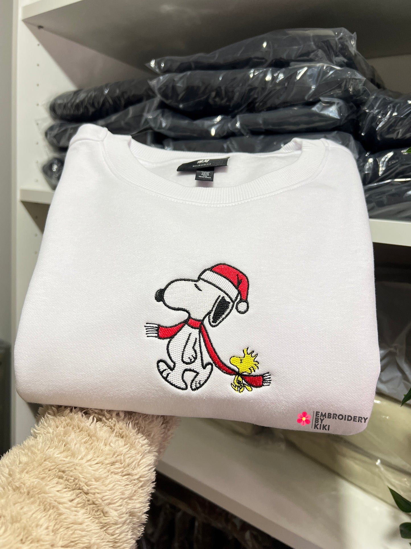 Snoopy walking sweatshirt